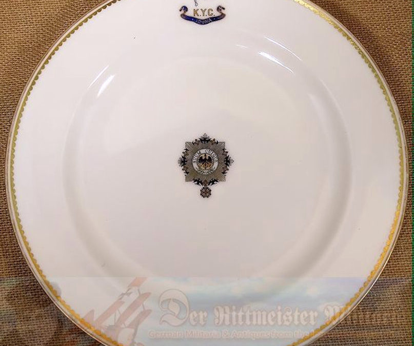 DINNER PLATE FROM KAISER WILHELM II’S KAISERLICHER YACHT CLUB (KYC) RACING SLOOP S. M. Y. IDUNA