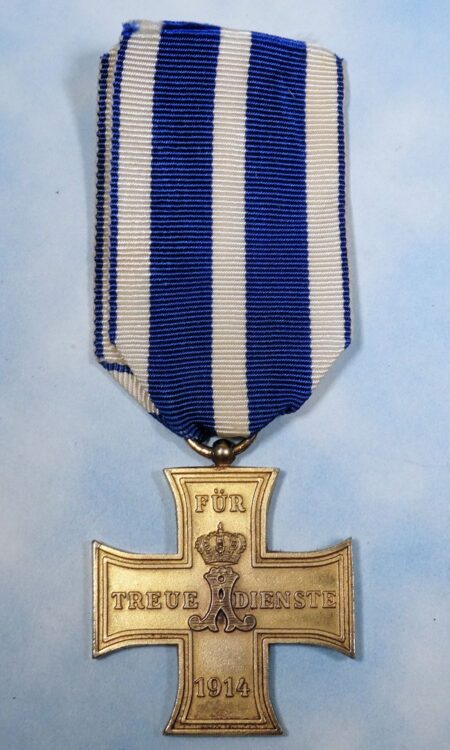 SCHAUMBURG-LIPPE - TRUE COMBATABTS SERVICE CROSS - 2nd CLASS