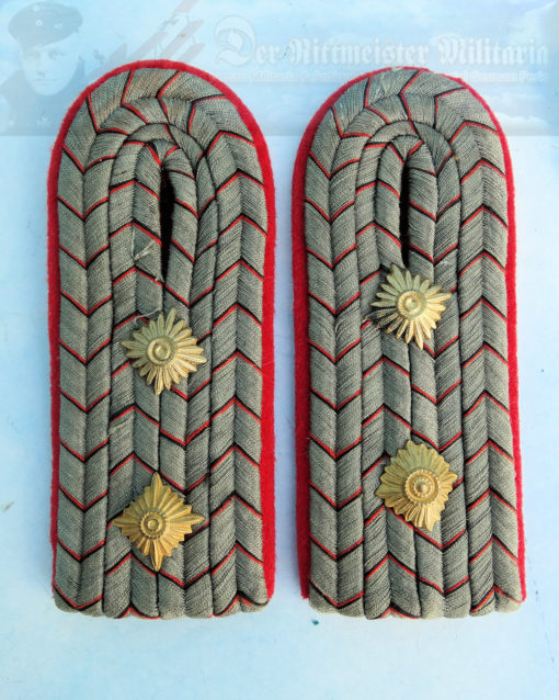 WÜRTTEMBERG - SHOULDER BOARDS - HAUPTMANN - INFANTERIE-REGIMENT